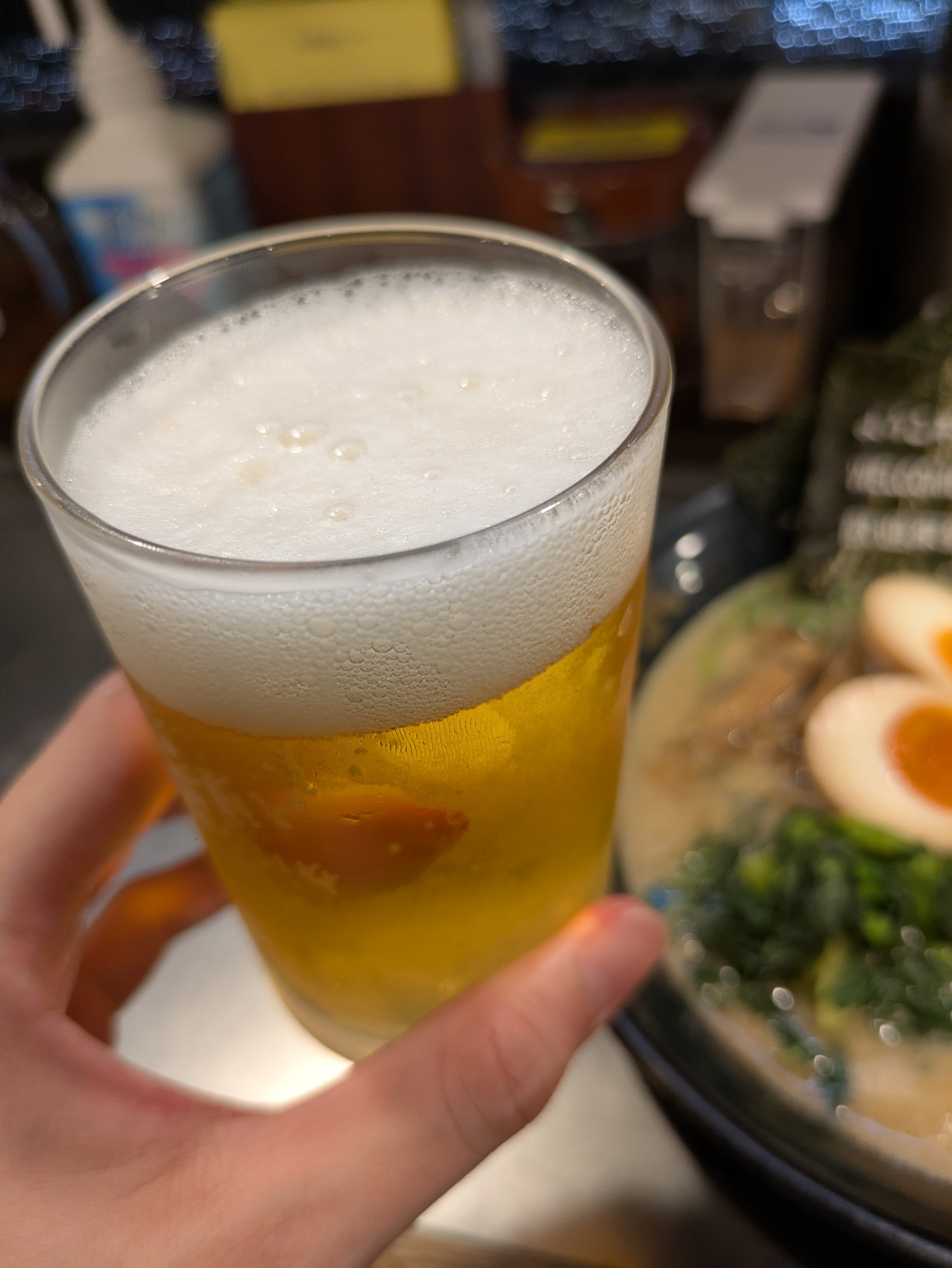 キンキンに冷えたビールで乾杯