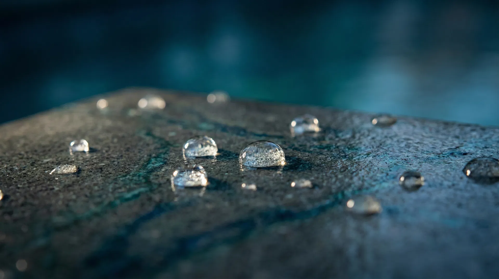 Oberflächenschutz – Wasserabweisende Beschichtung