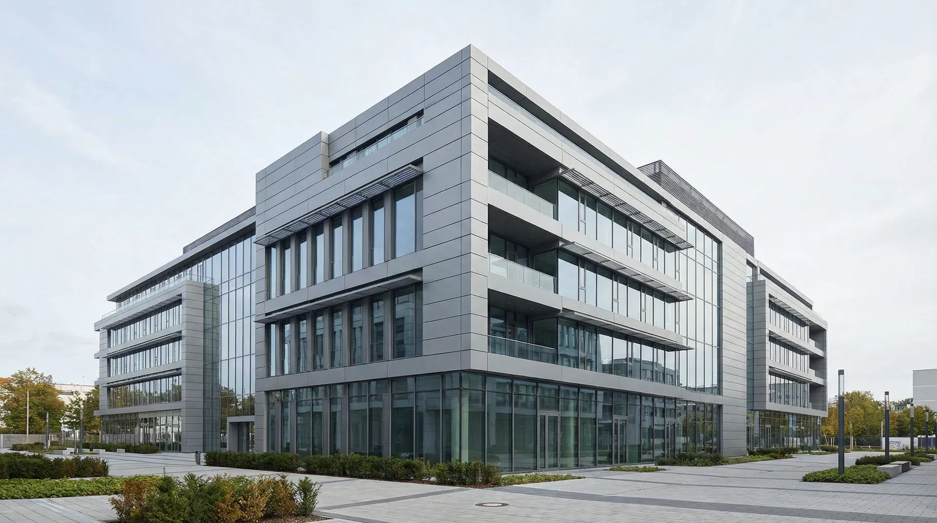 Poslovni objekat sa ventilisanom fasadom