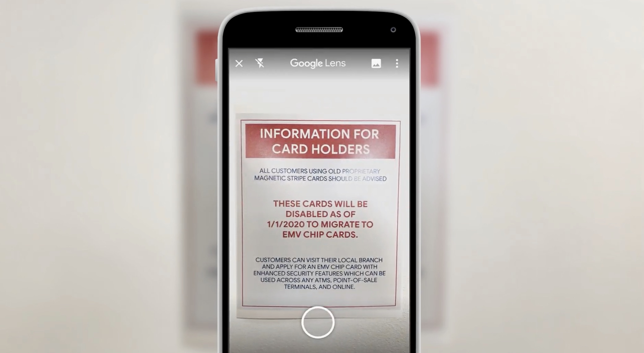 Google Lens menerjemahkan teks secara real-time