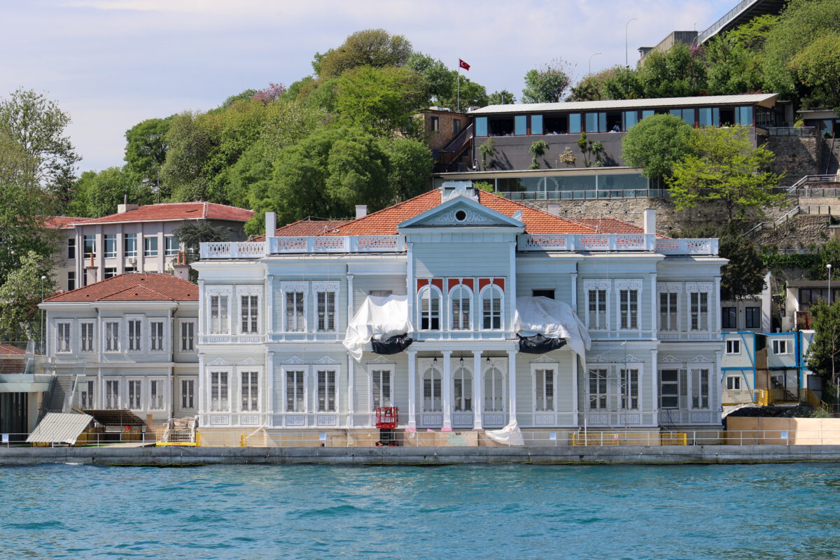 hatice_sultan_yali_exterior.jpg