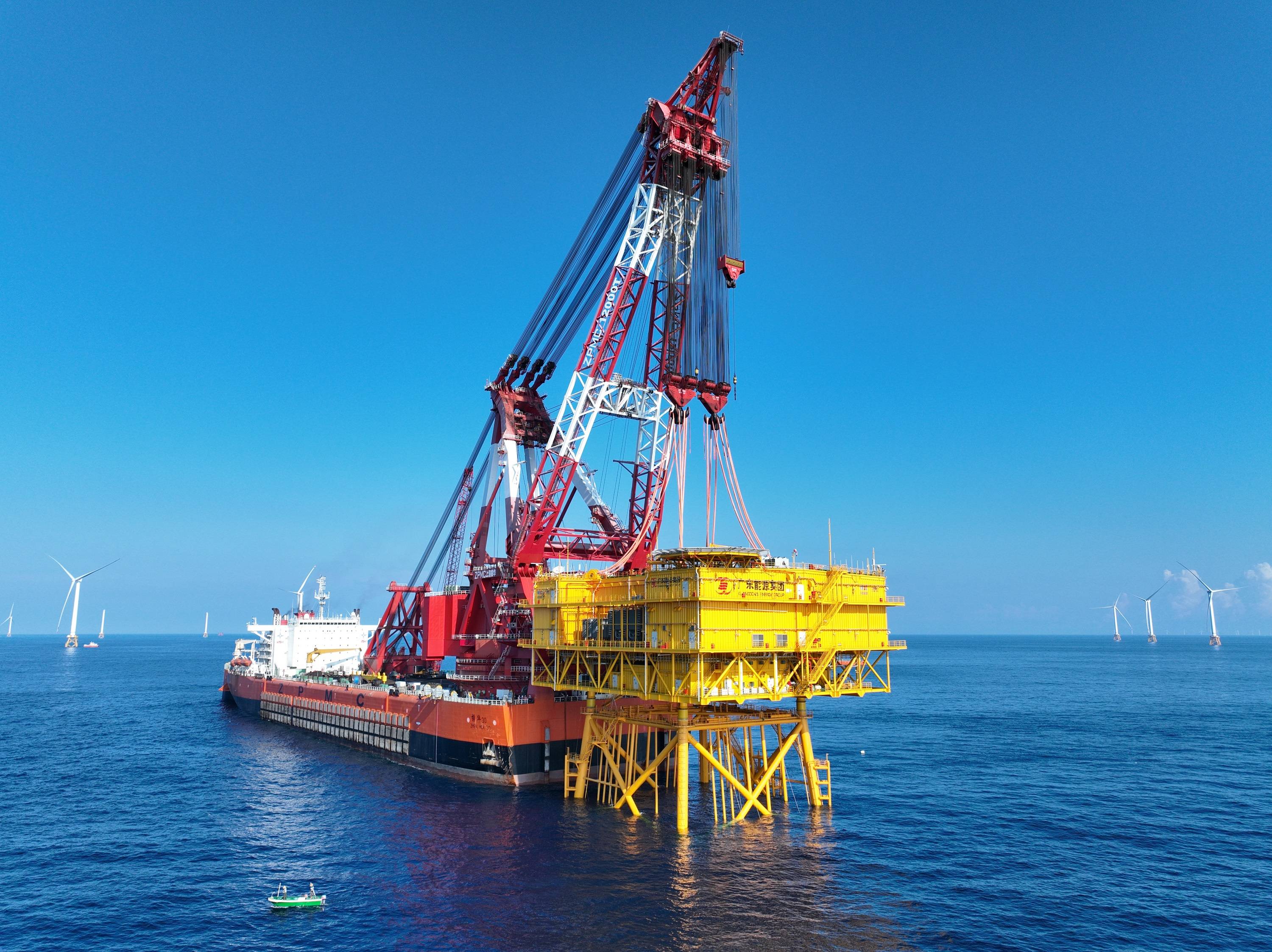 Hydraulic Winch Applied in Offshore Construction Vessel