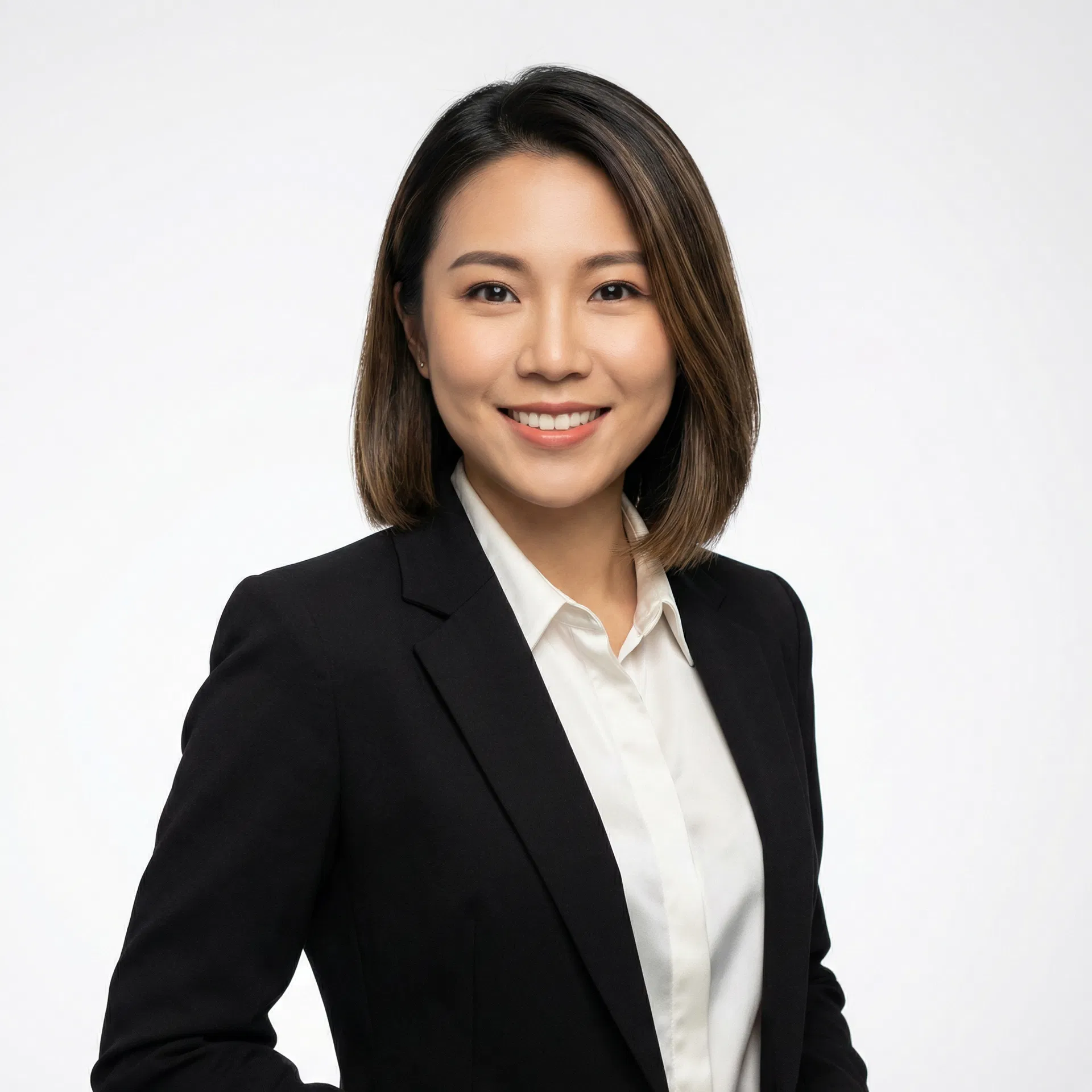 Streetwear & Live Shopping brand executive