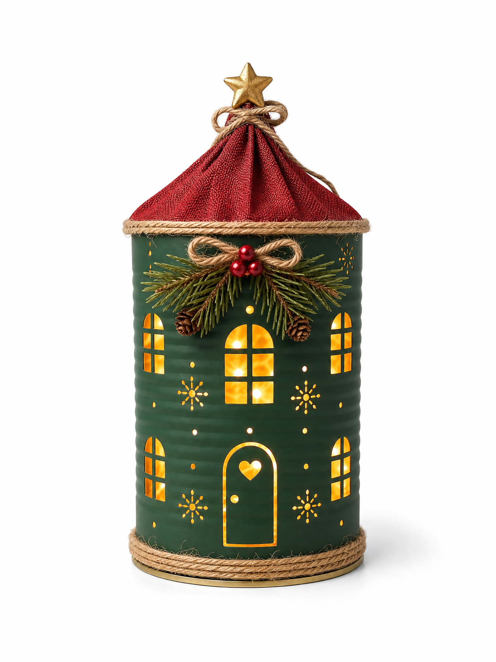 Casinha luminária de Natal feita com lata alta reciclada e LED, em fundo branco vertical.