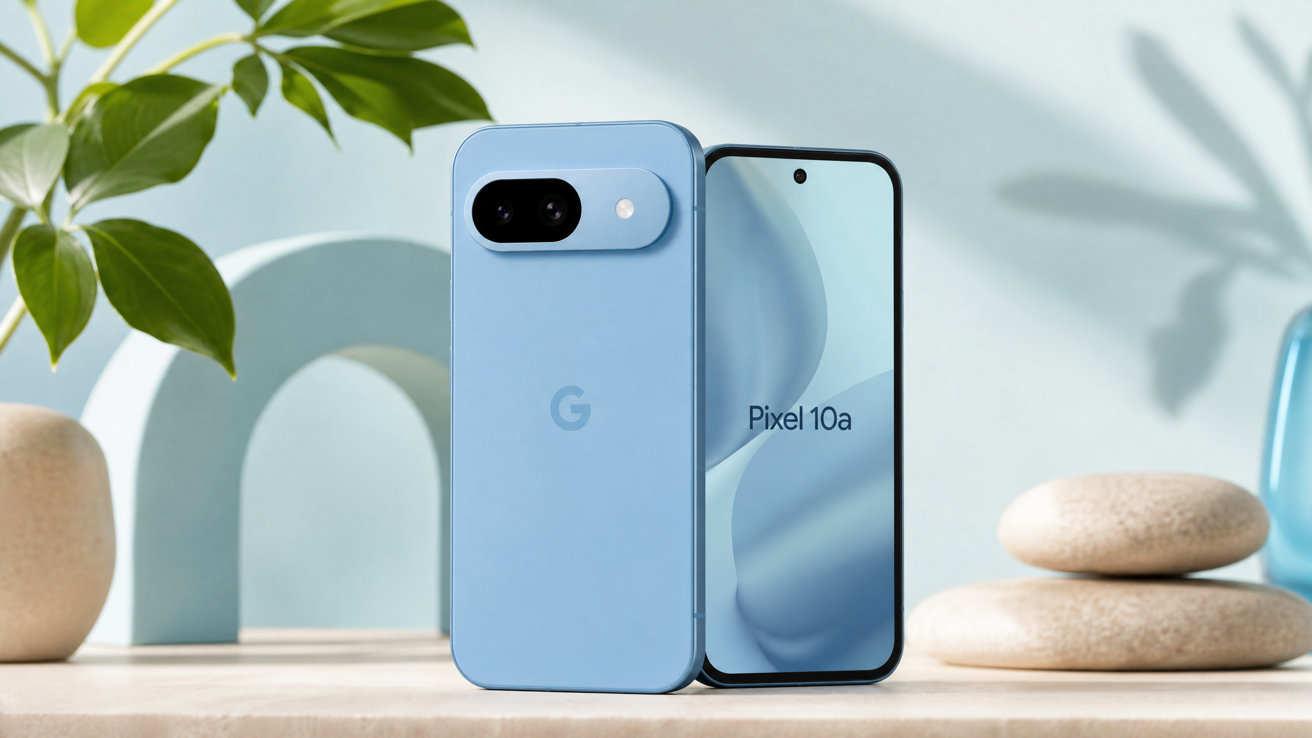 Google Pixel 10a em azul marinho, design compacto e amigável, iluminação suave e alegre.