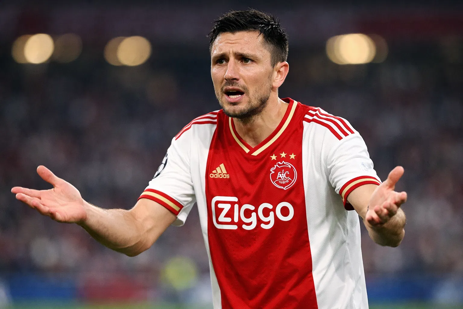 Ajax FC Twente match report: Berghuis fumes at loss