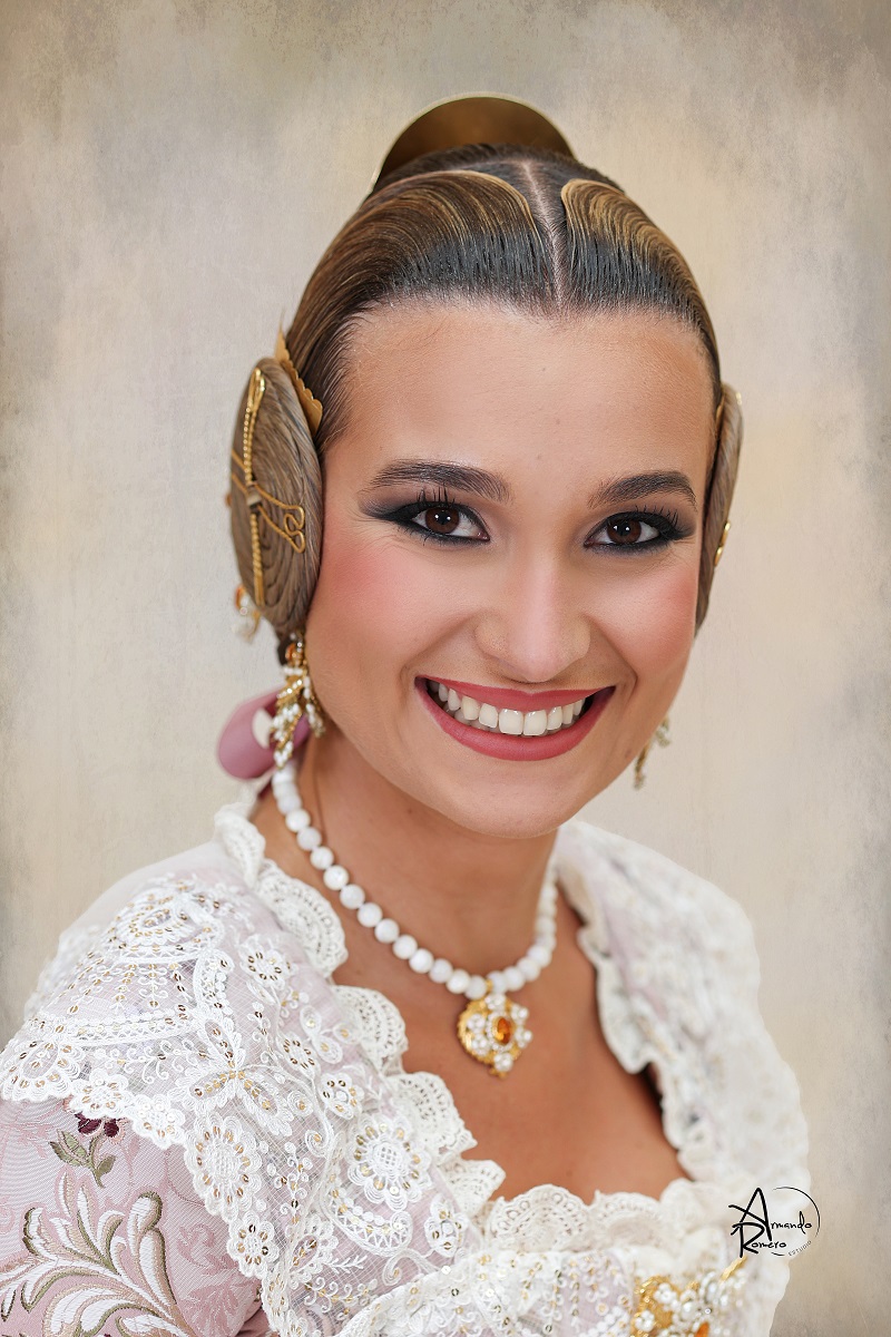 Battle of Flowers Valencia 2025: The World's Most Beautiful Battle of Flowers Celebration Berta Peiró García, Fallera Mayor de Valencia 2025