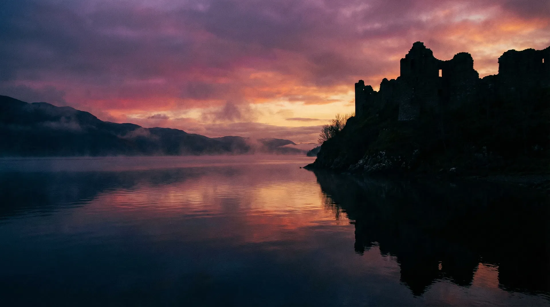Loch Ness & Urquhart Castle