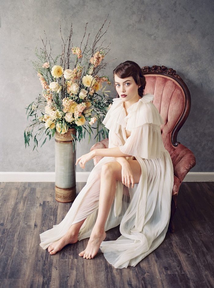 Vintage boudoir photography showcasing classic elegance