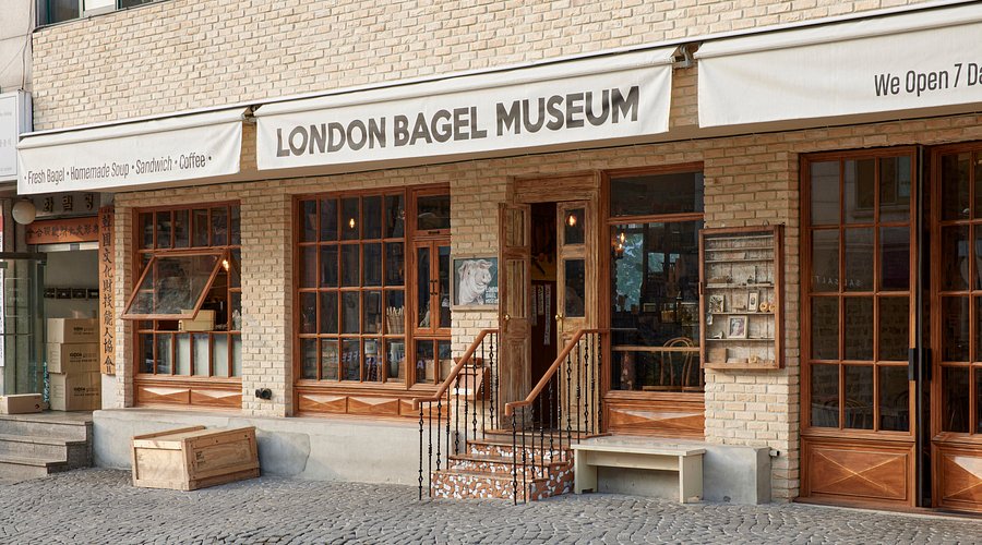 London Bagel Museum Exterior
