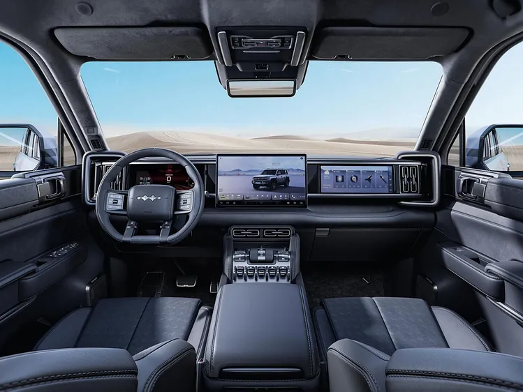 Leopard 5 Interior Dashboard