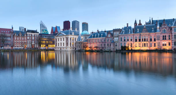 Skyline van Den Haag waar onze mobiele service dagelijks actief is.