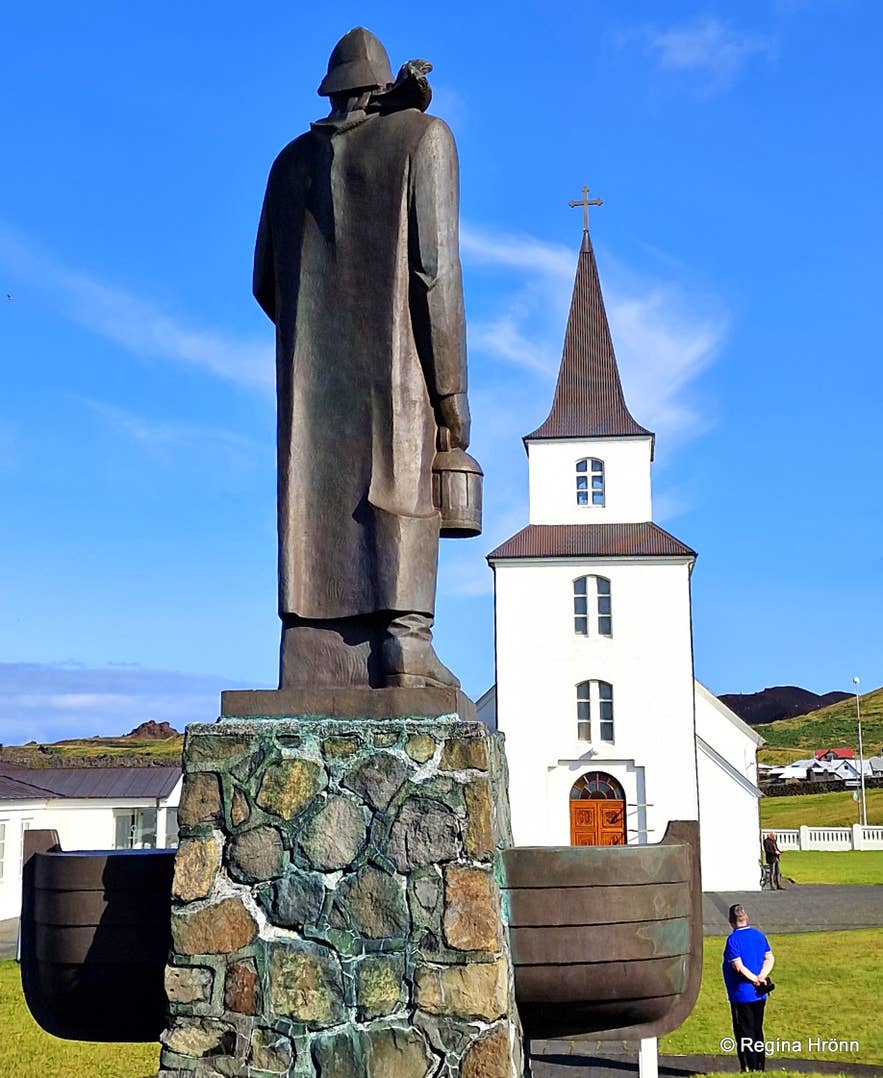 Memorial related to the Helga María disaster in Vestmannaeyjar