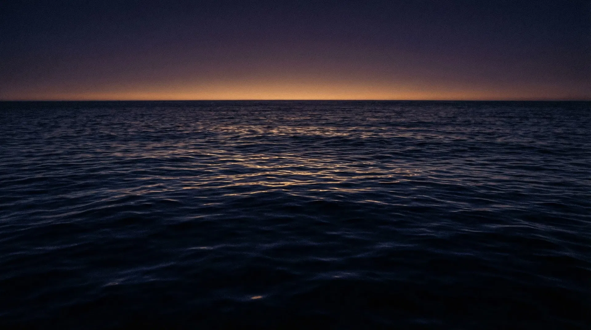 Ocean horizon at twilight