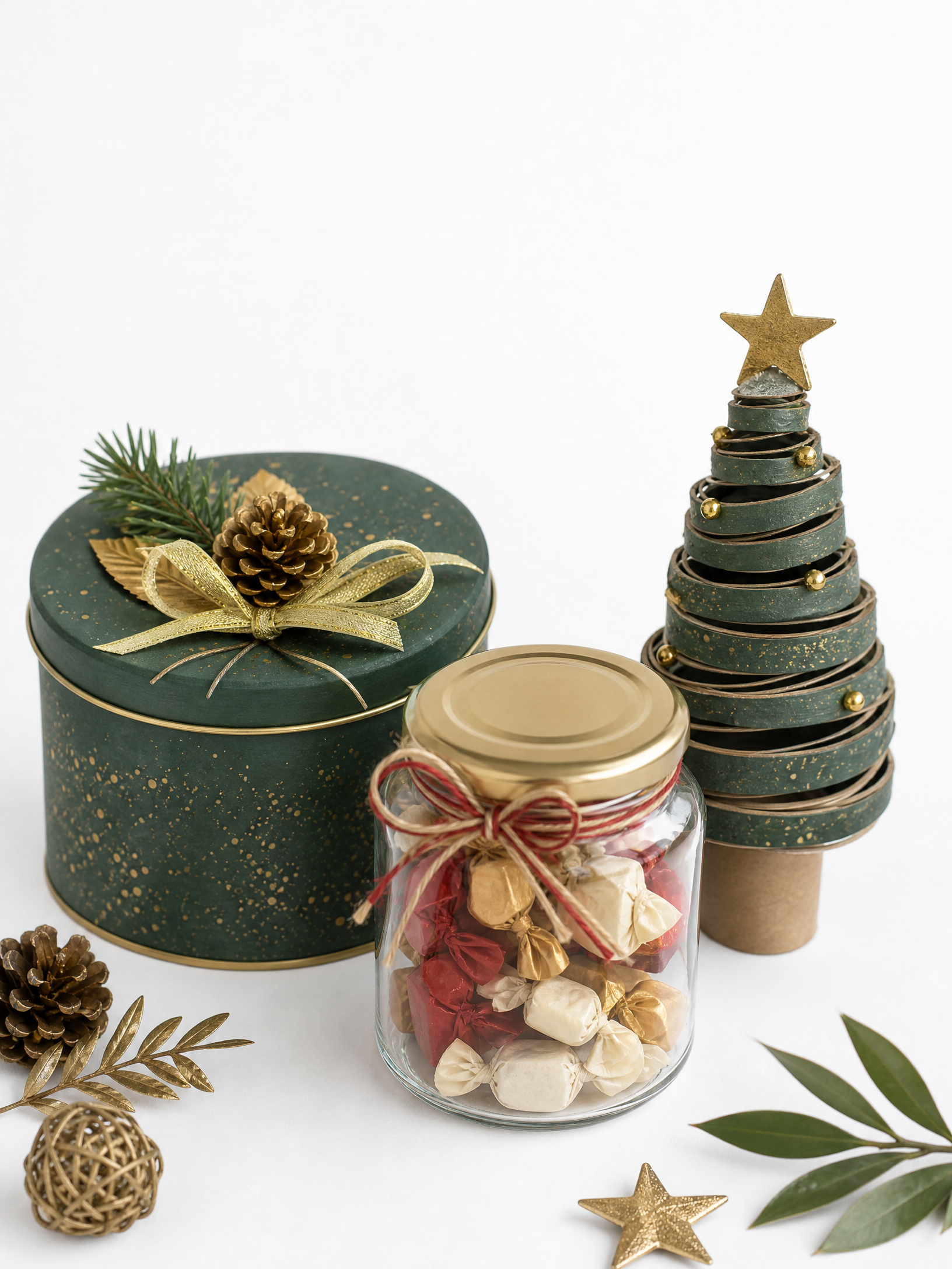 Kit de três presentes de Natal reciclados