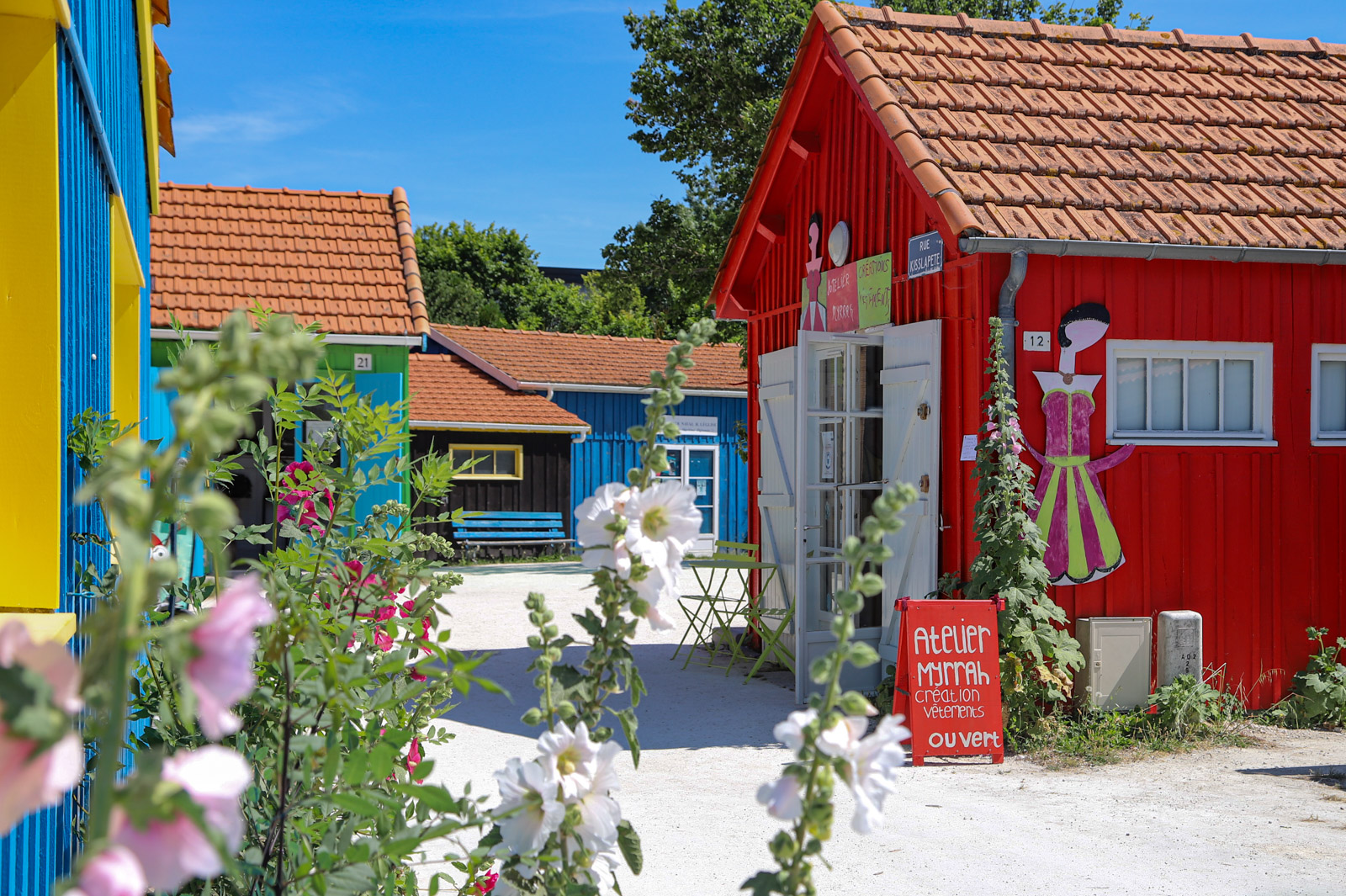Cabanes d'artistes au Château d'Oléron