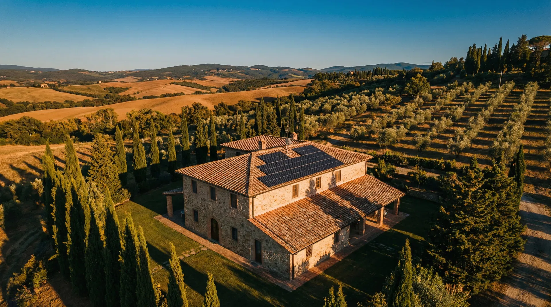 Villa italiana con pannelli solari