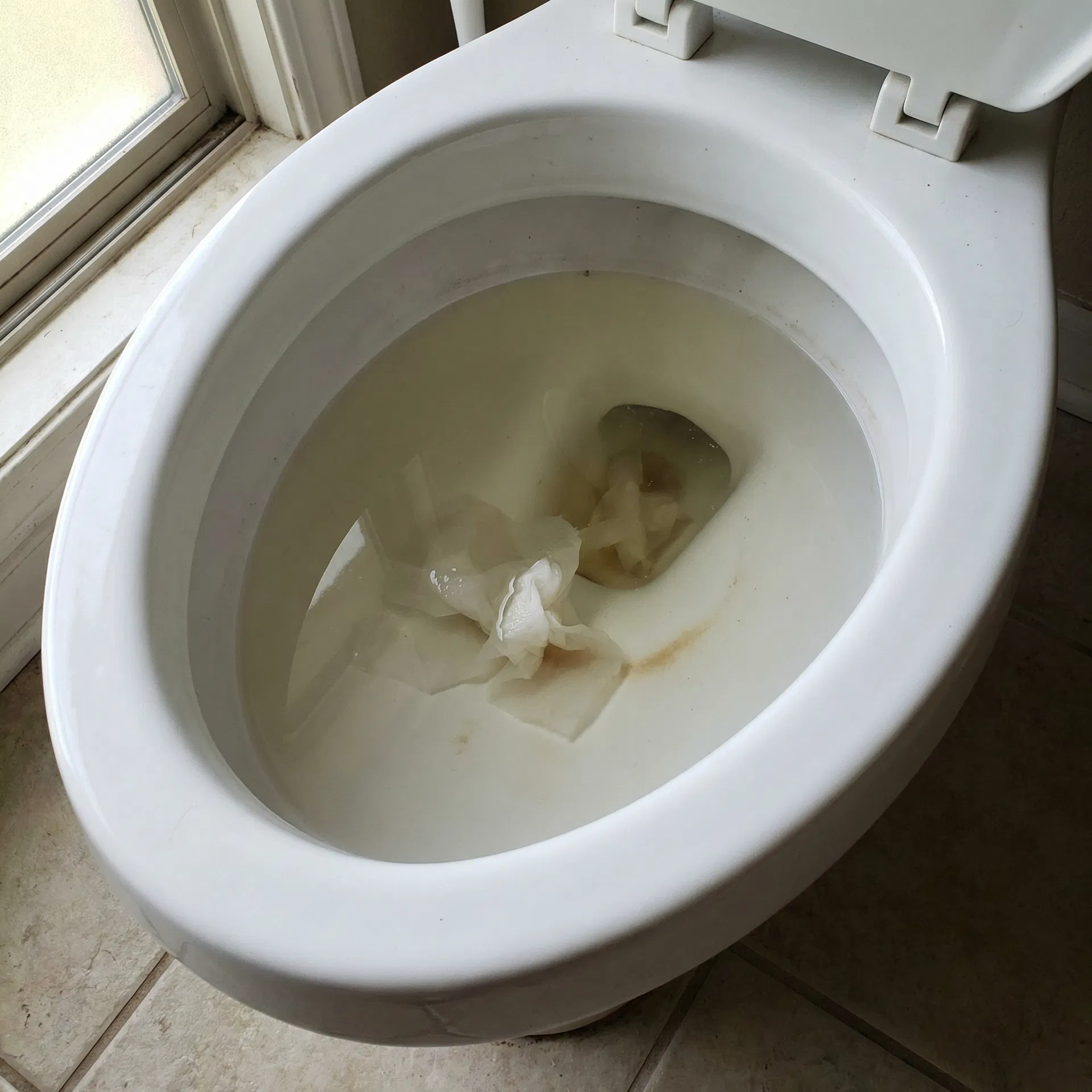 横浜市中区|トイレ詰まり:原因と対処法 修理前