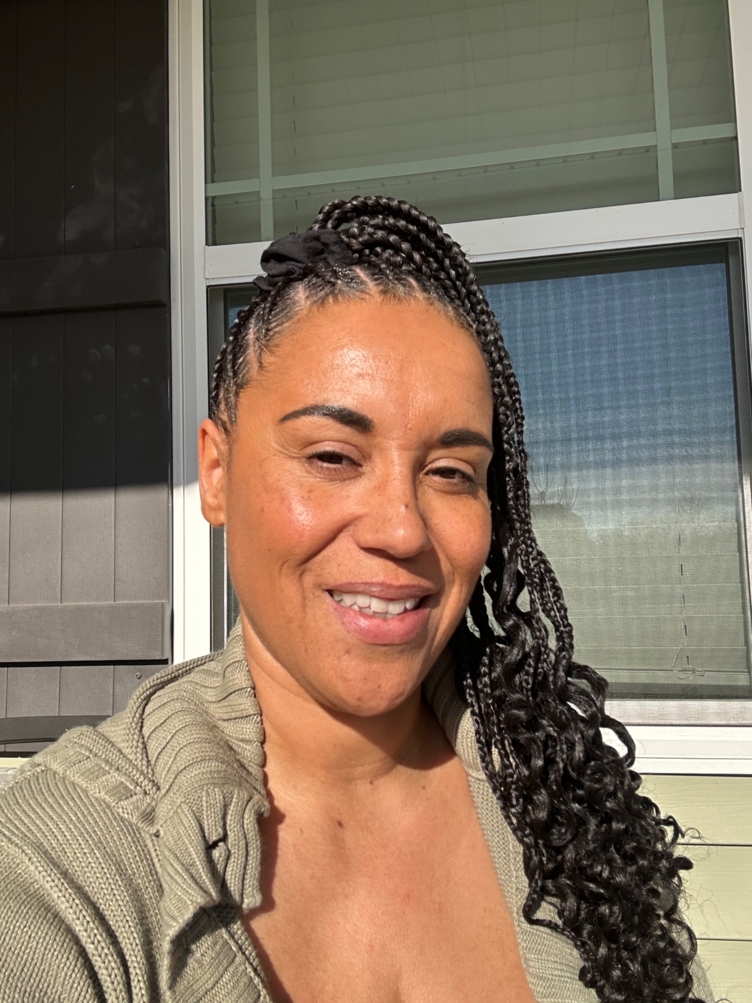 Maria, founder of Mane Discovery