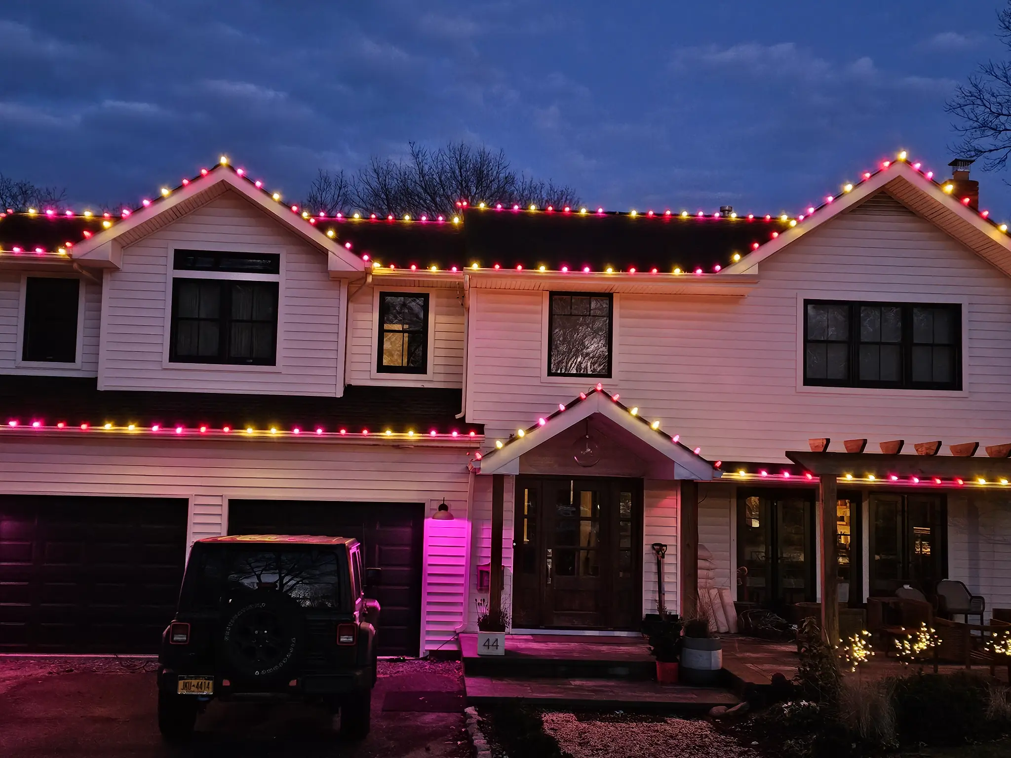 Port Jefferson — Valentine's Day Roofline Lighting