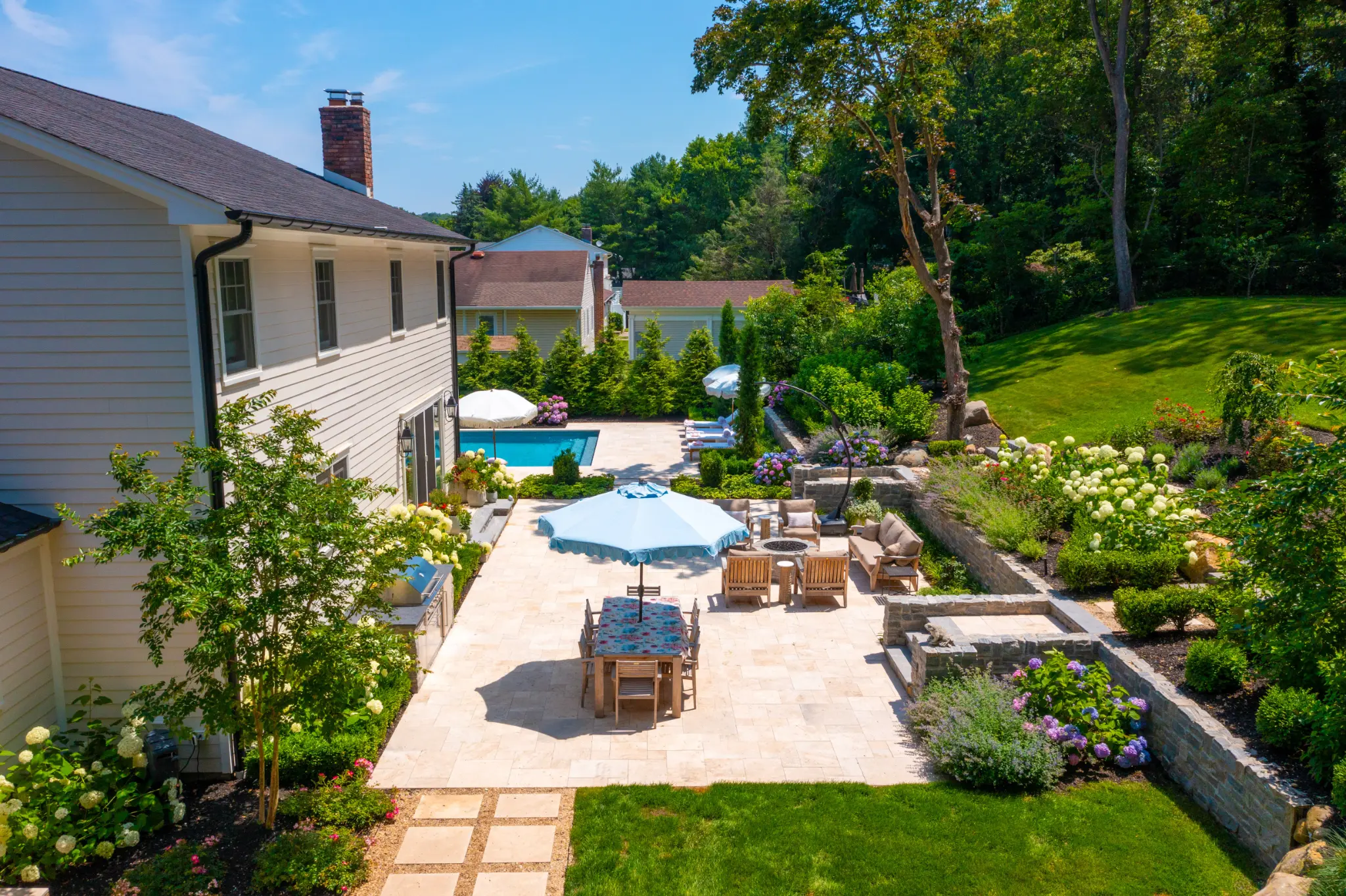 Dix Hills — Landscape Design & Installation — photo 2