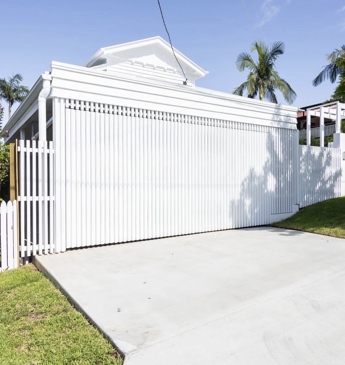 White New Battens & Gate Painting