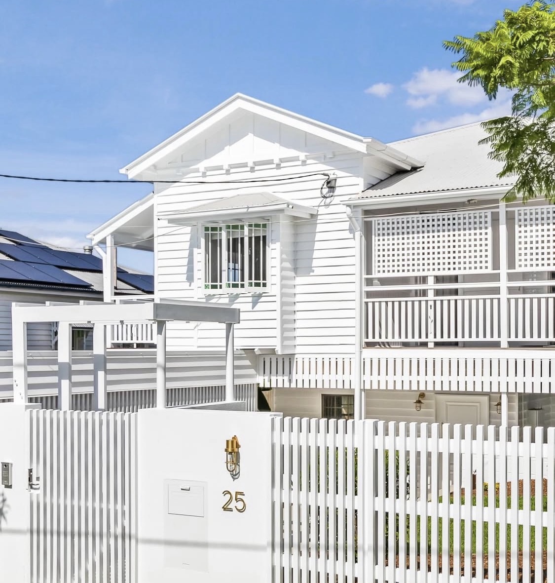 Queenslander Restoration & Repaint