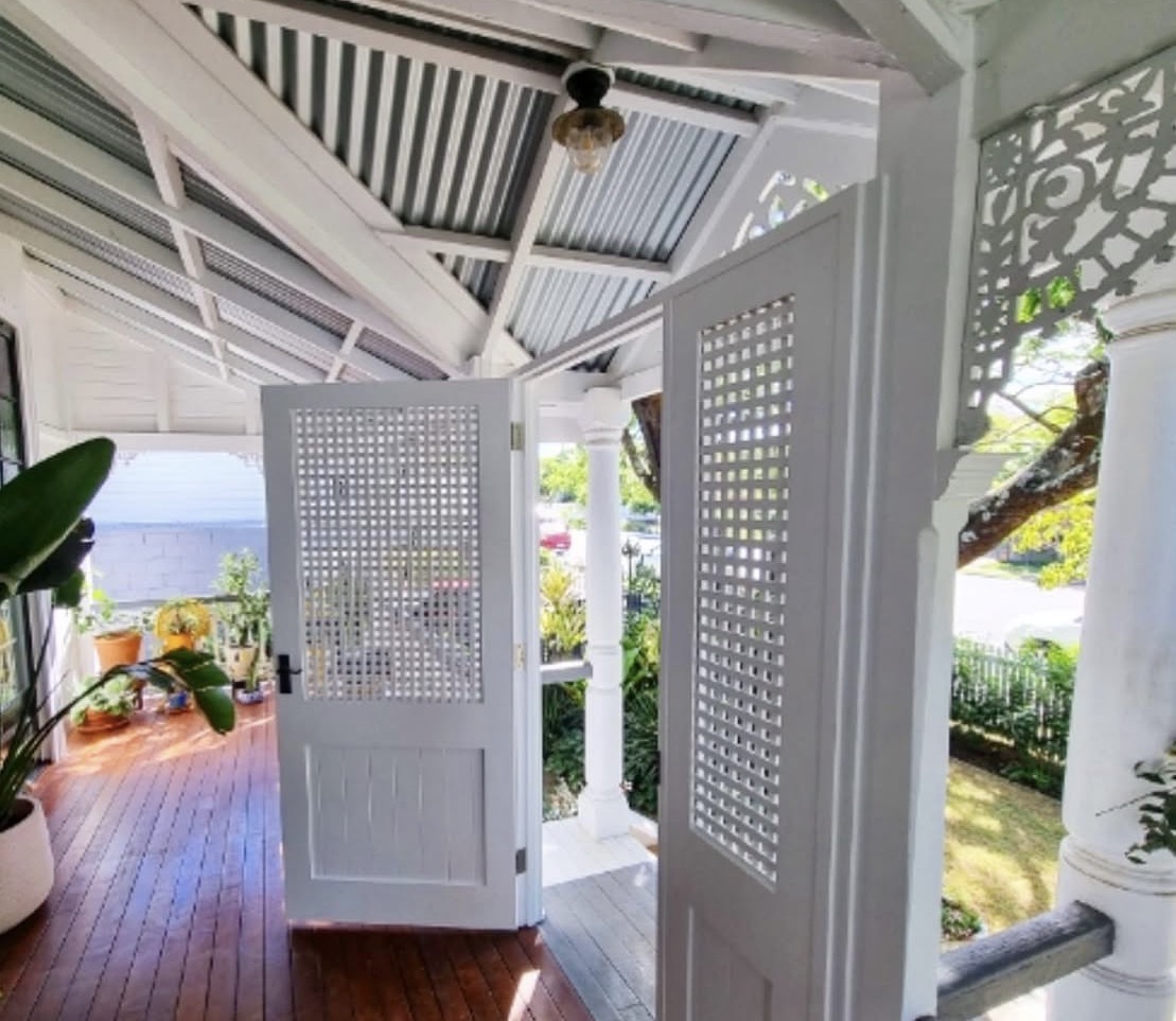 Queenslander Verandah Repaint