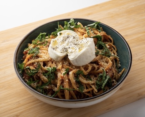 Linguine Bolognese Burrata