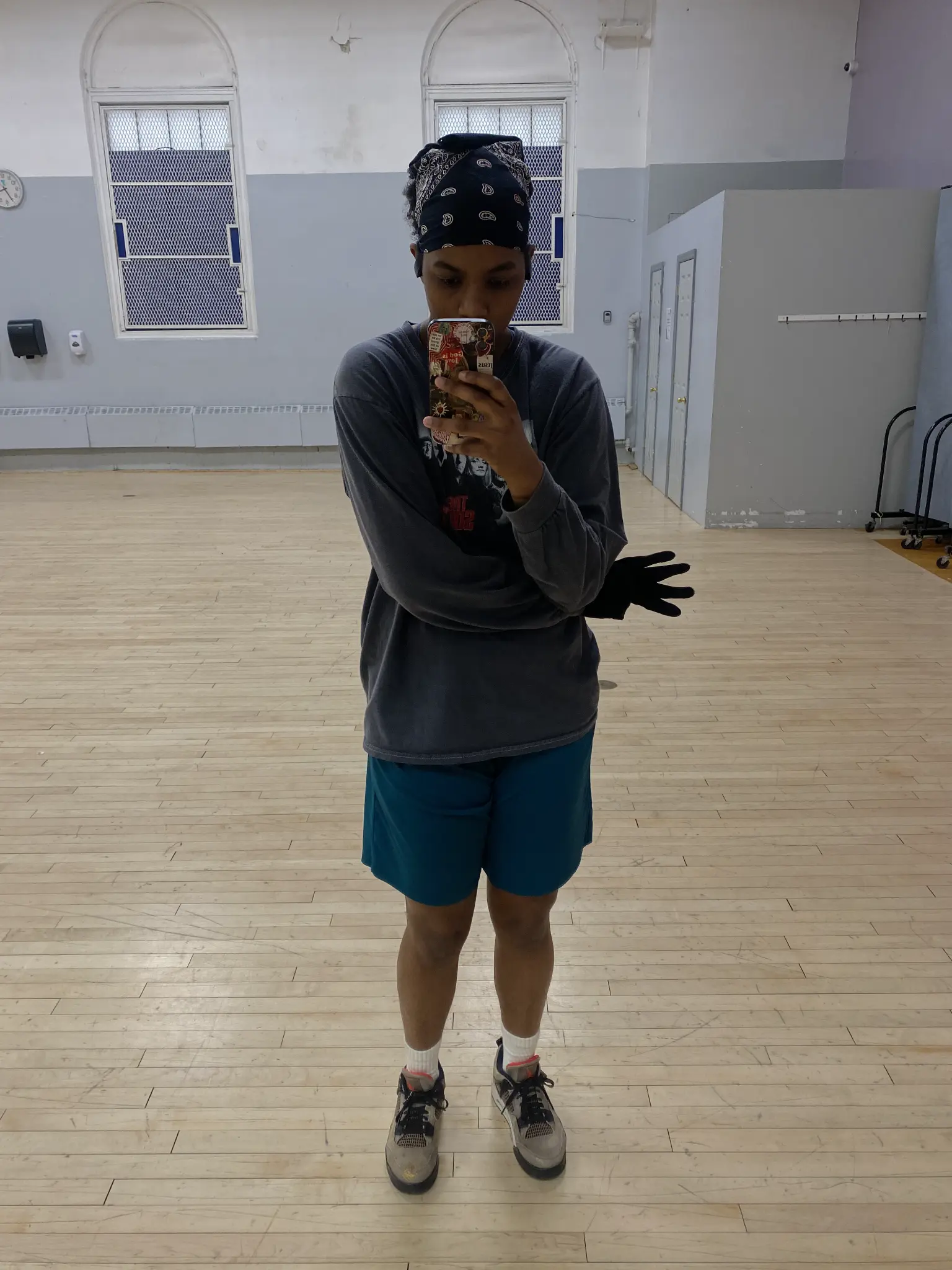 Angel in the gym — ready to train