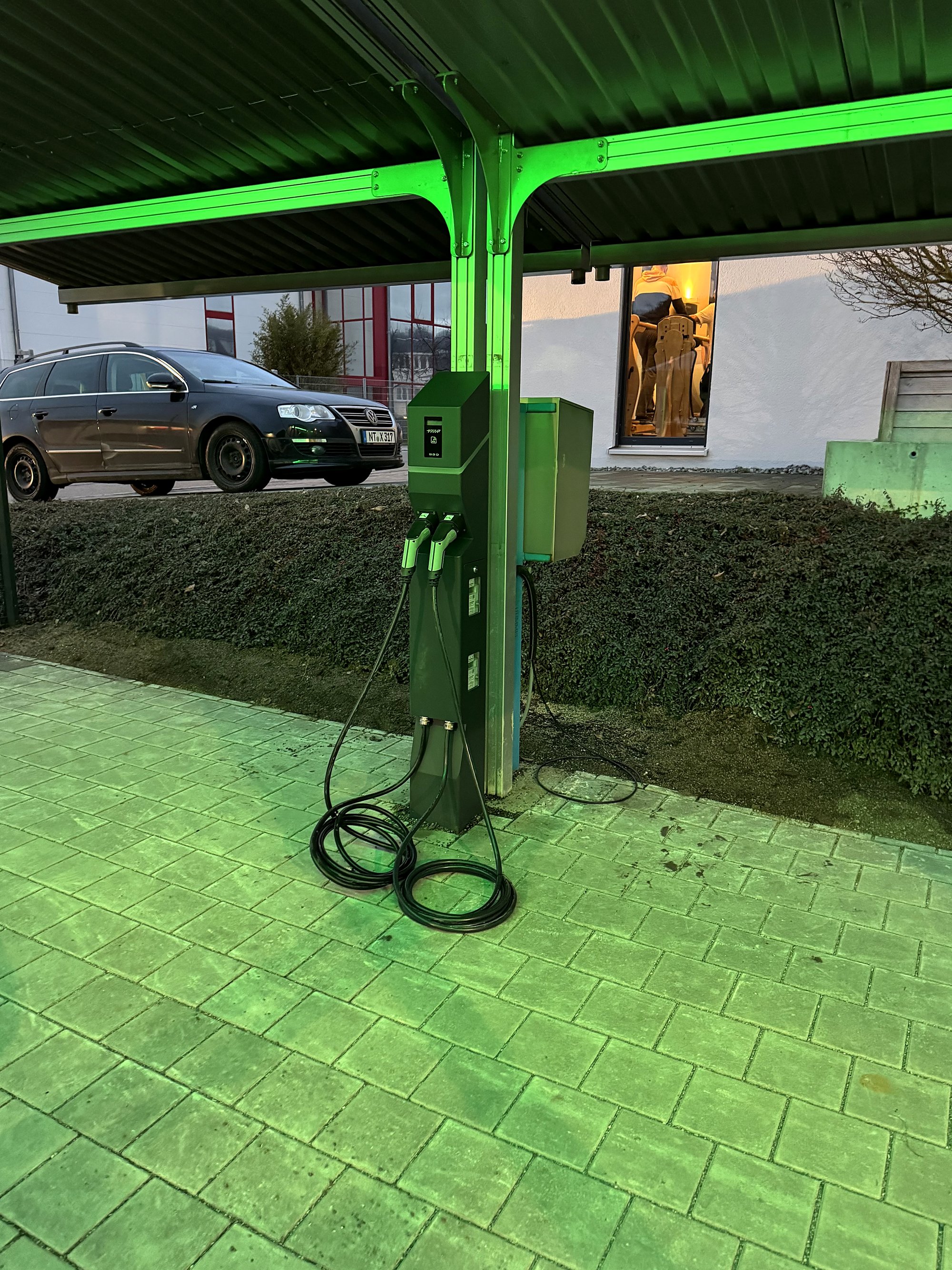 Bidirektionales Laden: Warum Ihr E-Auto bald Ihr Kraftwerk ist