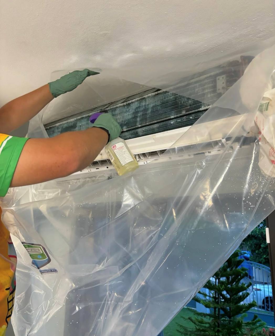 Limpieza química de aire acondicionado