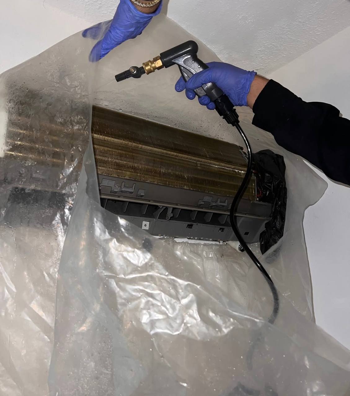 Lavado a presión de aire acondicionado